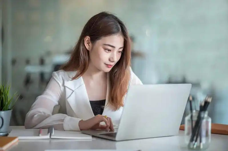 爱购途最方便的网络购物资讯网站轮播图1